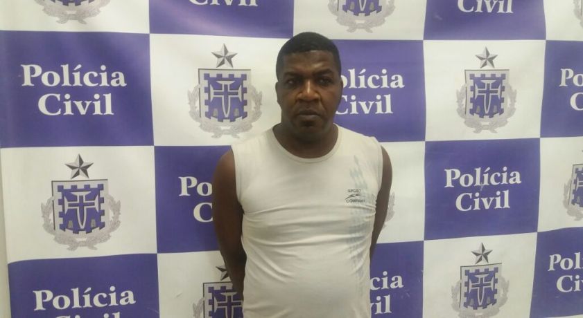 Polícia apresenta Edmar dos Santos, negociante de carros roubados