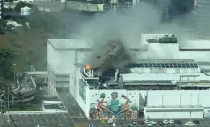 SHOPPING DA BAHIA: Incêndio no restaurante Porteño assusta funcionários nesta manhã; Fogo já foi debelado