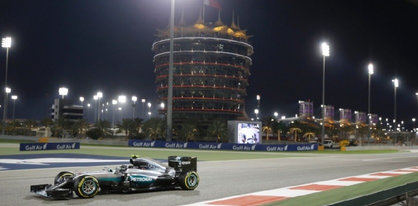 ROSBERG OUTRA VEZ: Em GP movimentado no Bahrein, o alemão vence a 5ª seguida e abre na ponta