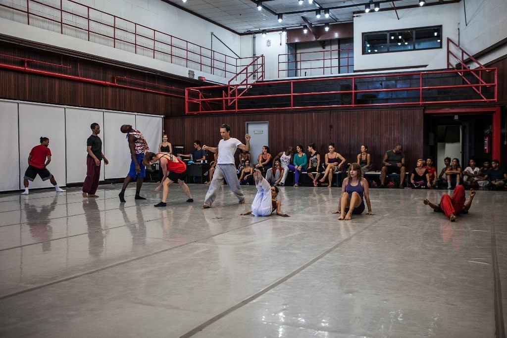 BALÉ TCA 35 ANOS: Grupo de dança promove aulas abertas no mês do seu aniversário