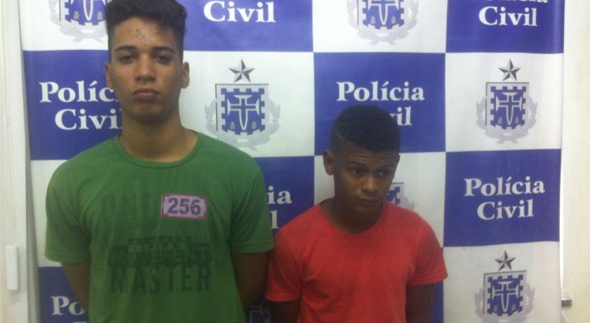 Policia Civil apresenta dois acusados de praticar assaltos em Piatã e Itapuã