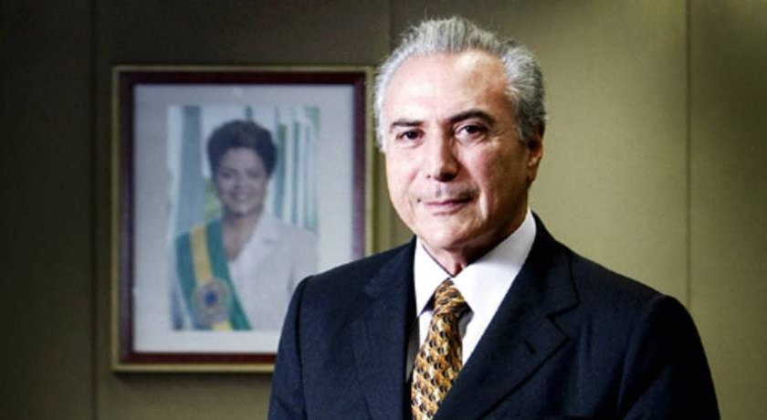 APELANDO PARA TODOS OS SANTOS: Michel Temer consulta babarolixá antes da votação do impeachment