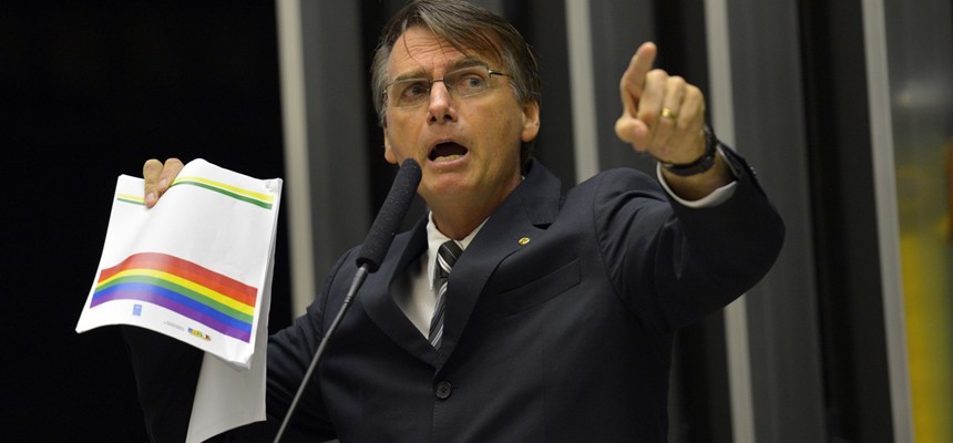 ?IMPEACHMENT? NELE? Instituto Herzog manifesta indignação contra declaração de Bolsonaro