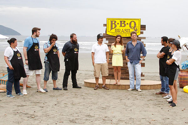 Feriadão do BBQ Brasil ganha prova de churrasco na praia neste sábado