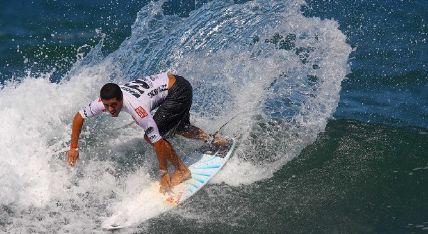 SURFE: Praia do Forte sedia etapa da divisão de acesso do Circuito Mundial após 8 anos