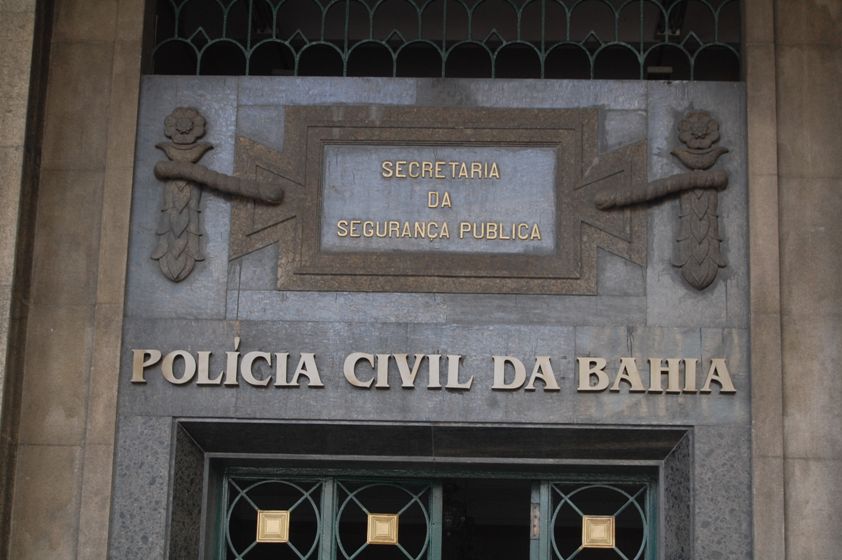 A VIOLÊNCIA COMO ELA É: Polícia investiga autoria e motivação de triplo homicídio no Alto do Cabrito