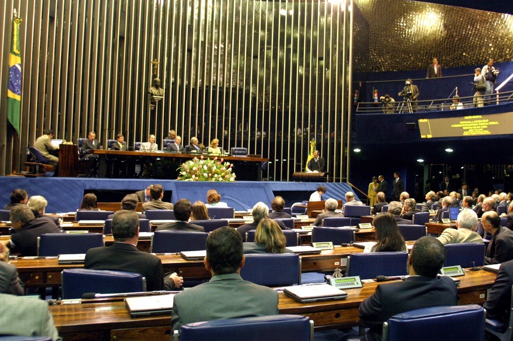 SEMANA DECISIVA: Senado terá votações de impeachment e da cassação de Delcídio