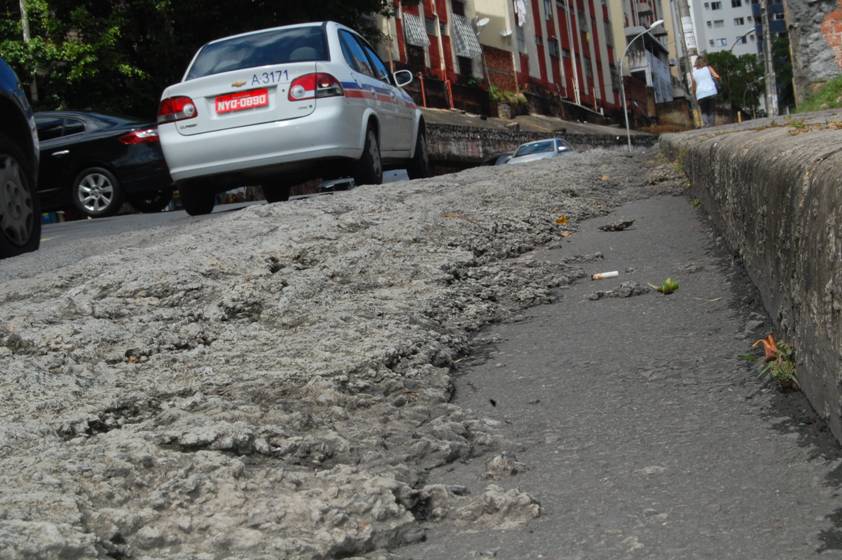 SURFE NO TRÂNSITO: Os 10 pontos do asfalto de Salvador que são, sem dúvida, a maior onda