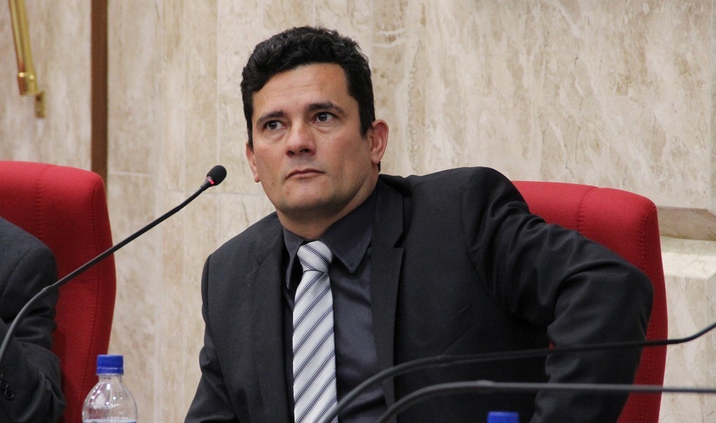 LAVA JATO: Sérgio Moro aceita denúncia contra nove investigados na operação