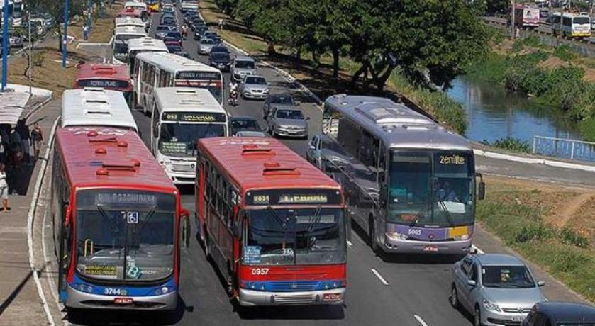 RIO VERMELHO: Ônibus que trafegam pela Travessa Prudente de Moraes terão itinerário modificado