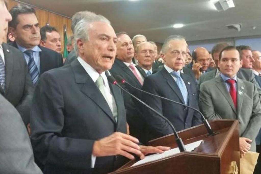 PALAVRA DE PRESIDENTE: Temer pede confiança e diz que brasileiros vão colaborar para saída da crise