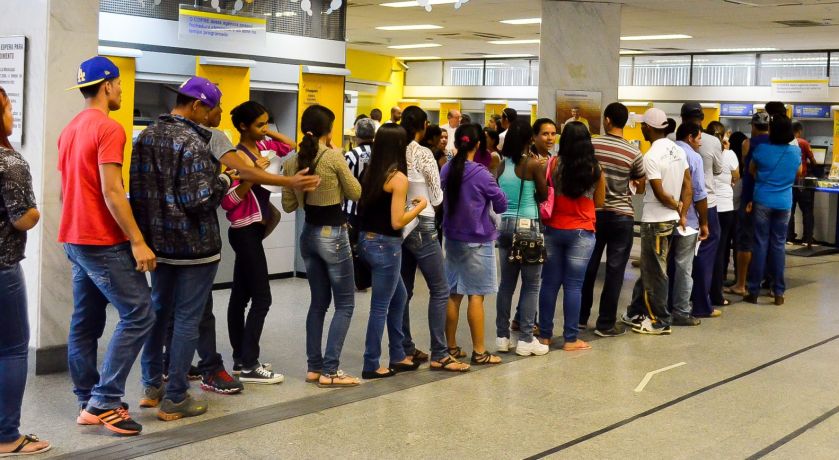 LEI DOS 15 MINUTOS: Mais oito agências bancárias são autuadas pelo PROCON em Salvador