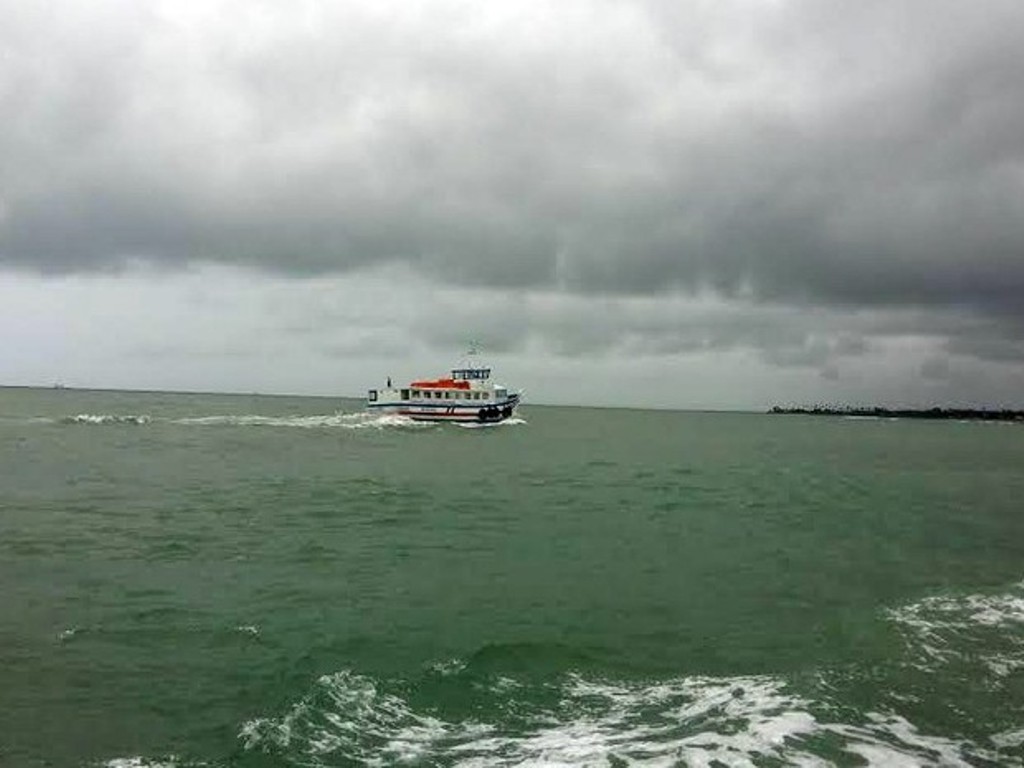 TRAVESSIA SUSPENSA: Mar agitado volta a paralisar trecho entre Salvador e Mar Grande