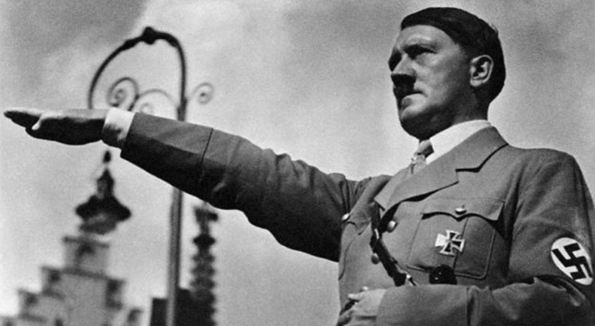 &#8216;MINHA LUTA&#8217;: Justiça alemã investiga reedição do livro de Adolf Hitler