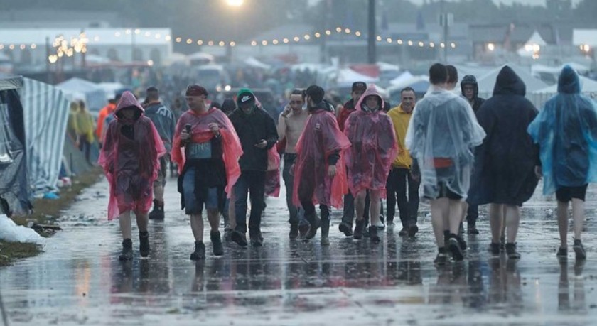 Raio deixa 42 feridos entre participantes de festival de rock na Alemanha