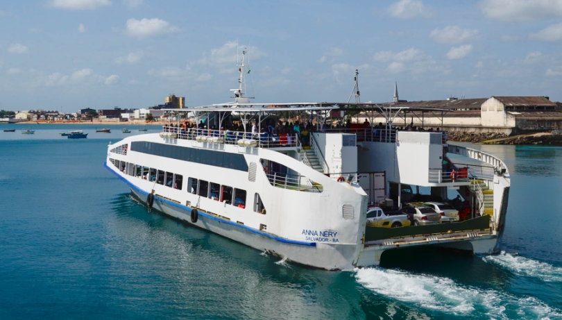 HOMEM AO MAR: Após queda de passageiro, Marinha alerta sobre ondas de até 5 metros na travessia do Ferry Boat