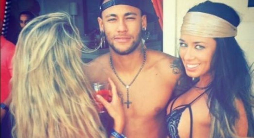 OSTENTAÇÃO: Vaza novo vídeo de Neymar se divertindo com mulheres e champanhe em Las Vegas; Confira