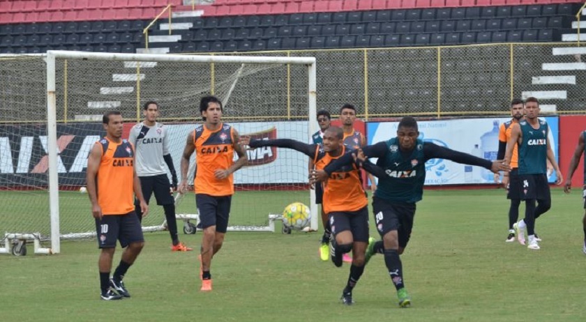 DOMINGO DE MANHÃ: Vitória enfrenta a Chapecoense no Barradão pela Série A do Campeonto Brasileiro