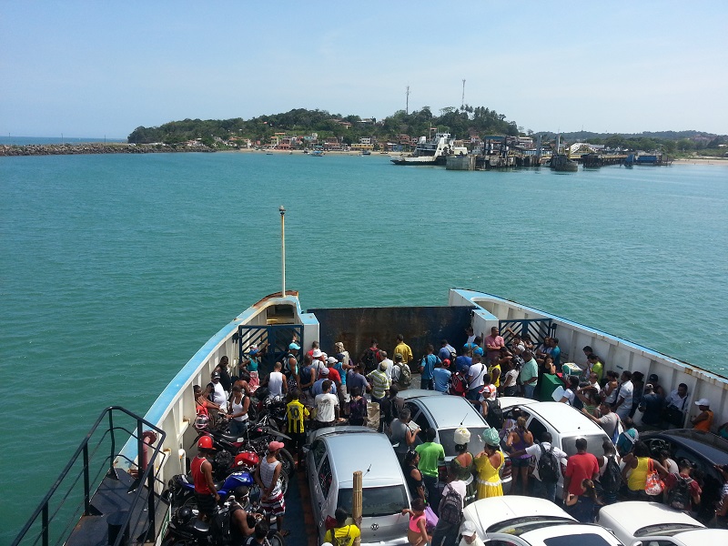 FERRY BOAT: Continua intenso o embarque para o Terminal de Bom Despacho nesta quinta-feira