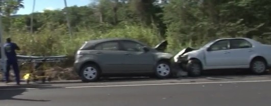 Grávida morre e seis pessoas ficam feridas em acidente na BR-101