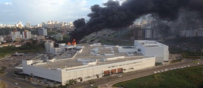 Torre de refrigeração foi a causa do incêncio no Shopping Bela Vista; Veja vídeo