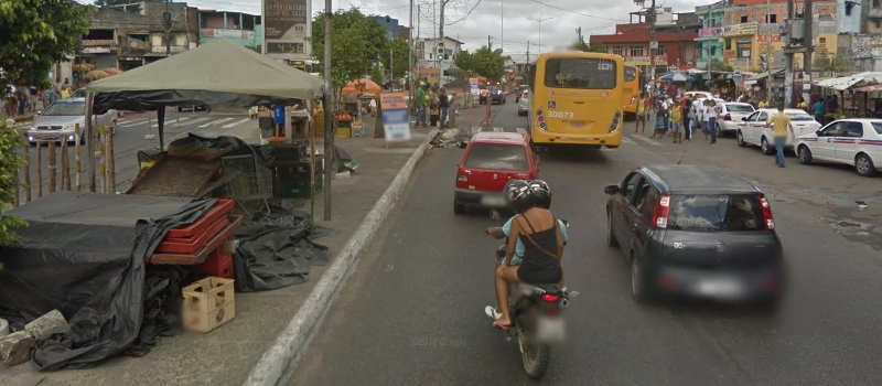 Rodoviário é baleado e colegas bloqueiam os dois sentidos da Avenida Suburbana