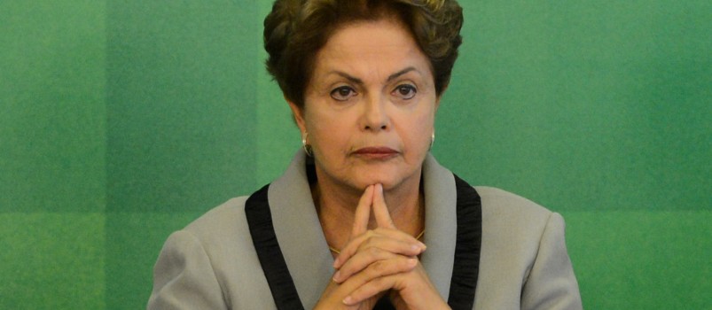 Parecer sobre processo de impeachment de Dilma Rousseff será lido hoje no Senado