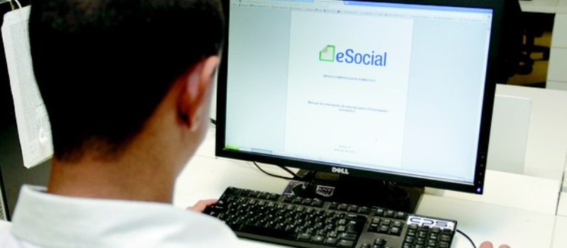 Empregador doméstico tem até sexta para pagar guia de julho do eSocial