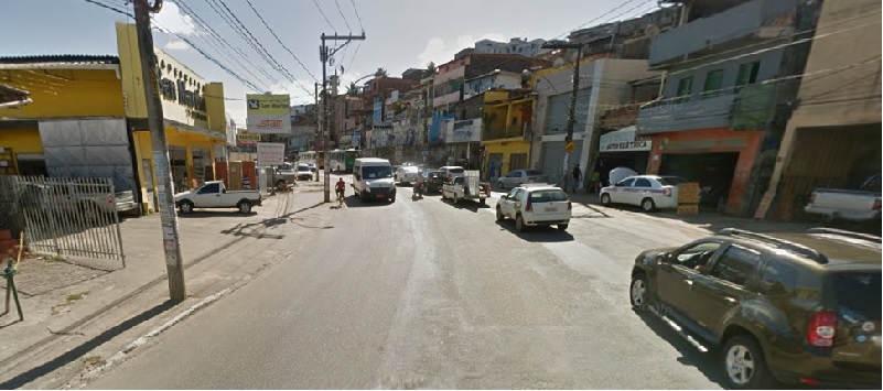 AVENIDA SAN MARTIN: Colisão entre ônibus e viatura da Guarda Municipal deixa uma pessoa ferida