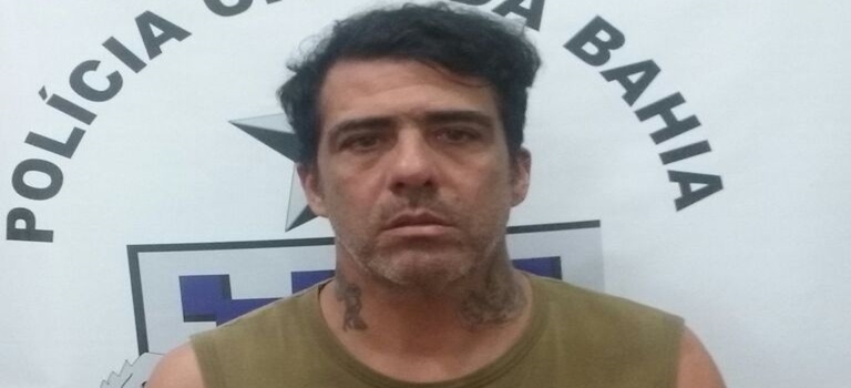 Homem é flagrado com documentos falsos tentando furtar loja de shopping na Barra