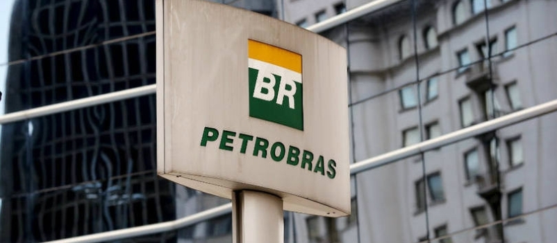 Quase 12 mil aderem a programa de demissão voluntária da Petrobras