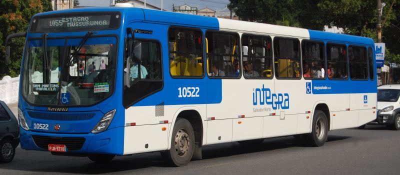 Por &#8220;erro no sistema&#8221;, Transalvador notifica ônibus por transitar dentro de via exclusiva em Salvador