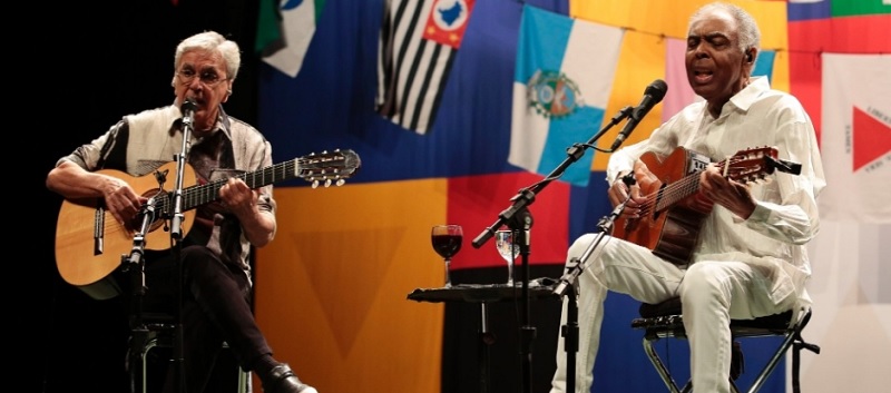 DE VOLTA AO PALCO: Recuperado, Gilberto Gil canta com Caetano e emociona em São Paulo