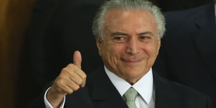 #DesejoproTemer: internautas mandam mensagens de paz no aniversário de Michel Temer em rede social; Confira