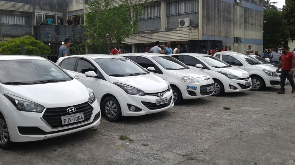 RECEPTAÇÃO DE CARRO: Quadrilha que vendia carros adulterados é presa em Cachoeira