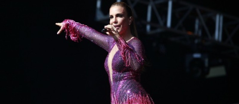 POLÊMICA: Ivete esclarece uso de pó branco; CONFIRA