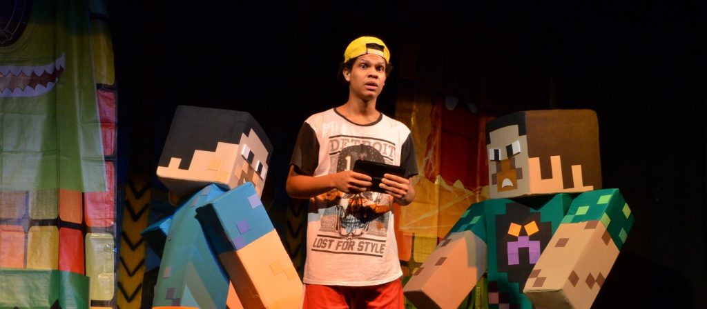 MINICRAFT: espetáculo teatral baseado no vídeo game em Salvador