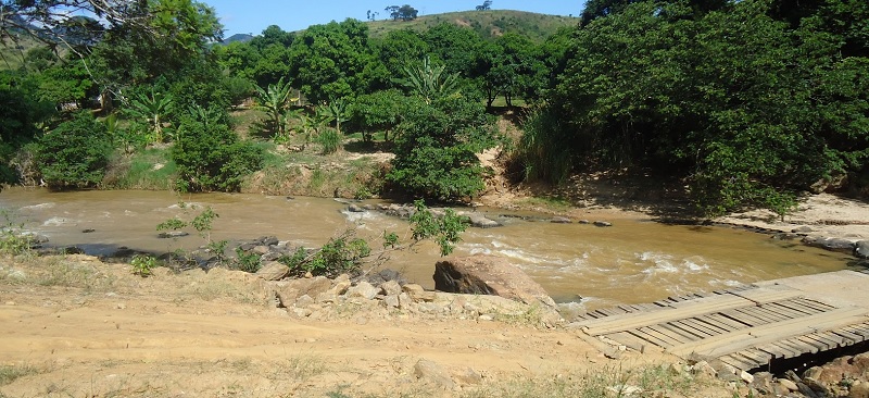 BARBARIDADE: Suposto pai mata e enterra recém-nascida em um terreno na beira do rio Gongogi, diz a Polícia