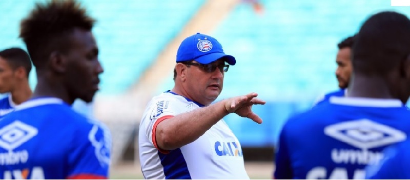 DE OLHO NO ACESSO: Técnico Guto Ferreira já tem o Bahia pronto para o embate de hoje