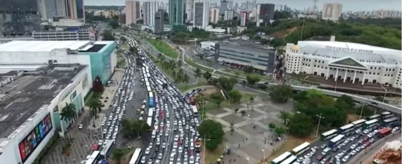 SUPERDRONE: Veja as imagens aéreas da paralisação que travou Salvador