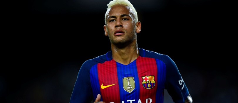 NEED FOR SPEED: Neymar sofre acidente em Barcelona, mas sai ileso