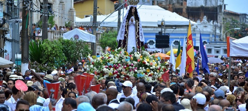 SÓ SE VÊ NA BAHIA: Festejos para Nossa Senhora da Conceição mudam trânsito no Comércio