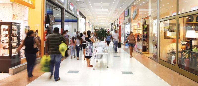 CRISE: Mais de 18 mil lojas de shoppings foram fechadas em 2016 em todo o país