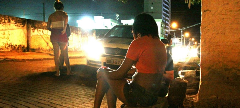 TIROS NO CABARÉ: Três mulheres são baleadas em casa de prostituição na Bahia