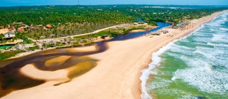 FATAL: Homem morre afogado na praia de Imbassaí; Identidade é divulgada