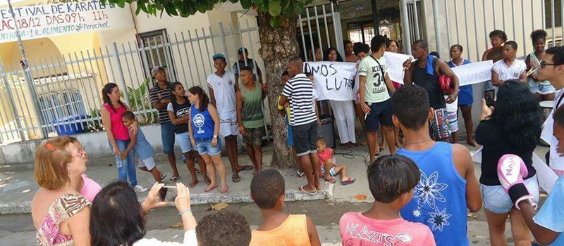 IMPASSE: Governo pretende fechar centro cultural e transferir colégio para o prédio; População protesta