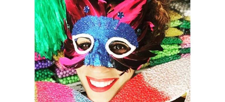 TRETA NO CARNAVAL: No Facebook, Márcia Castro se posiciona sobre seu desligamento do trio Respeita as Mina