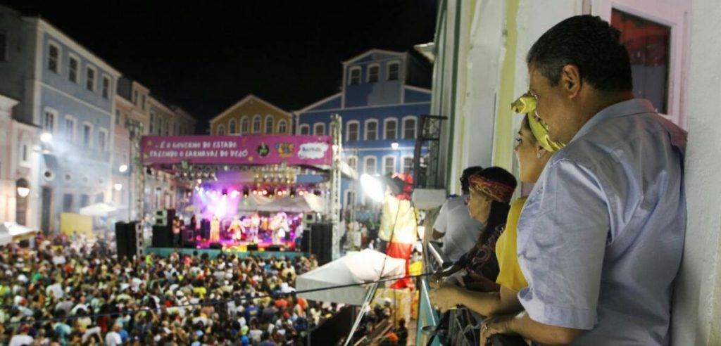 Diversidade do Carnaval do Pelô homenageia Tropicalismo com show de Gil e Capinam