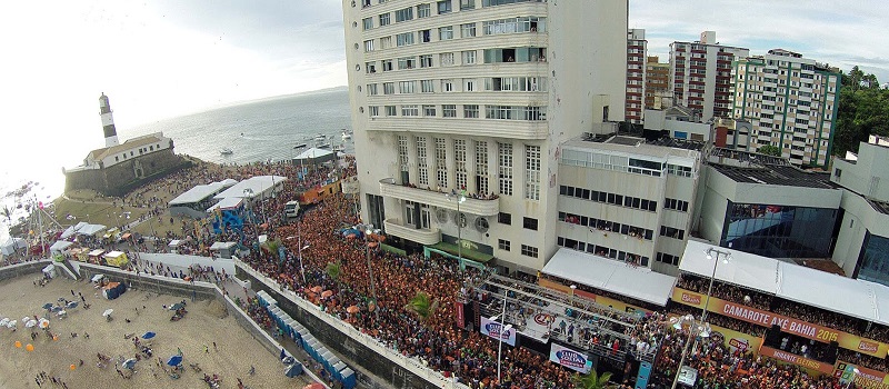 ?NADA CONTRA?: Rui afirma que pipoca equilibra Carnaval; Neto diz que cordas têm que continuar existindo