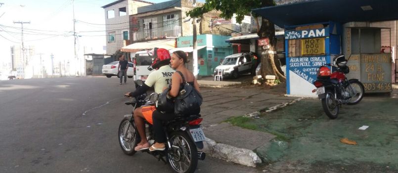 NÃO ADERIRAM: Por grana extra, mototaxistas &#8216;furam&#8217; greve e transportam passageiros